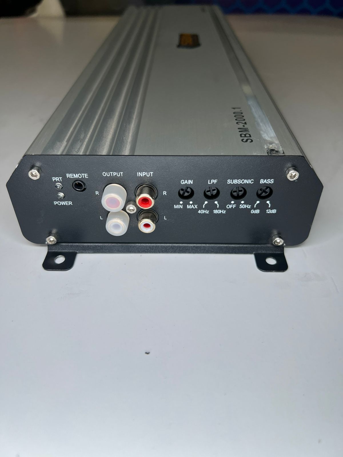 AMPLIFICADOR DE 2000.1 RMS 1 CANAL CLASE D SBM AUDIO - Imagen 3